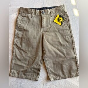 Volcom Boys Khaki Shorts Size 10 NWT Casual Skate Chino Shorts